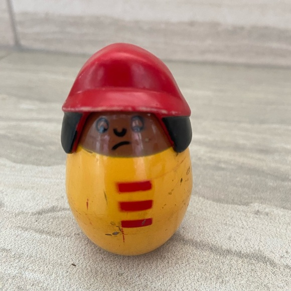 ❤️4 for $25❤️ 1974 Tonka Peek-A-Boo Face Swivel Fireman Fire Fighter - Picture 2 of 5